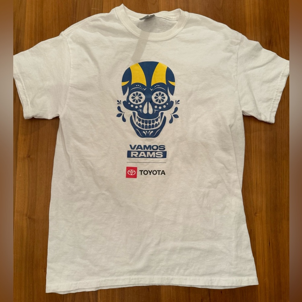 Vamos Los Angeles Rams x Toyota t-shit size medium